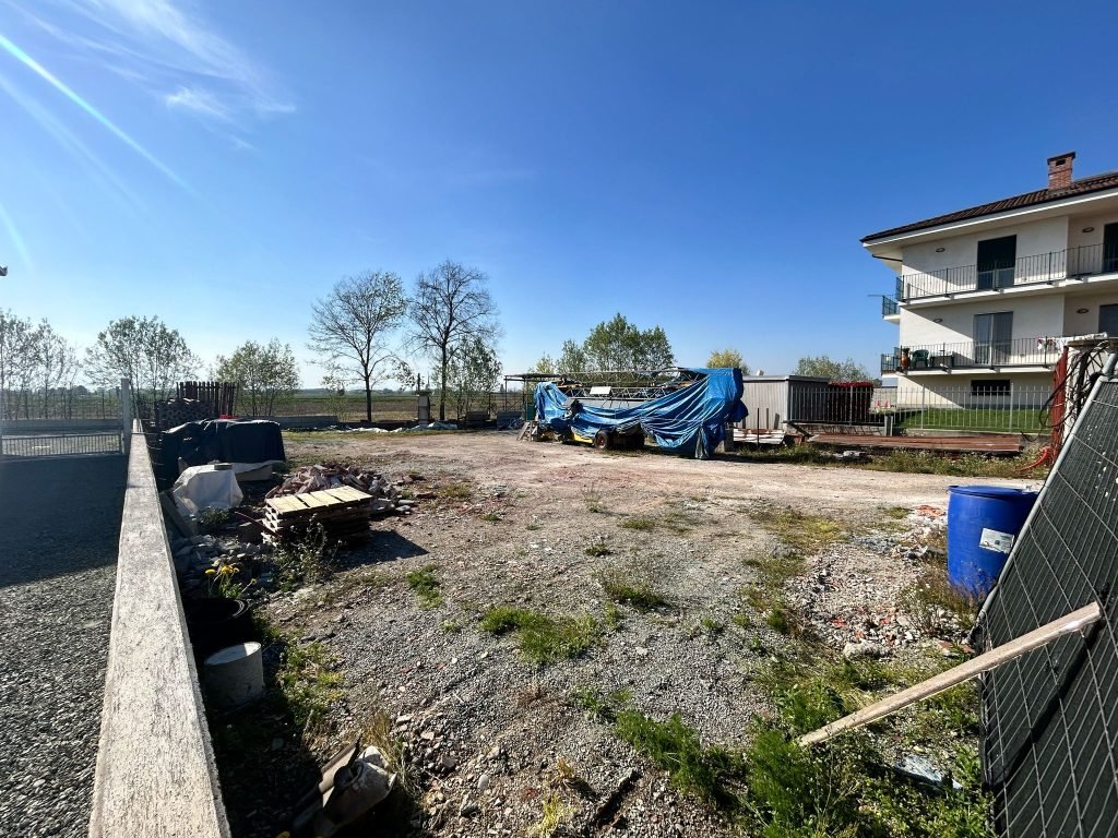 5b70eeb0-3809-4839-bcae-d7e8de23295d